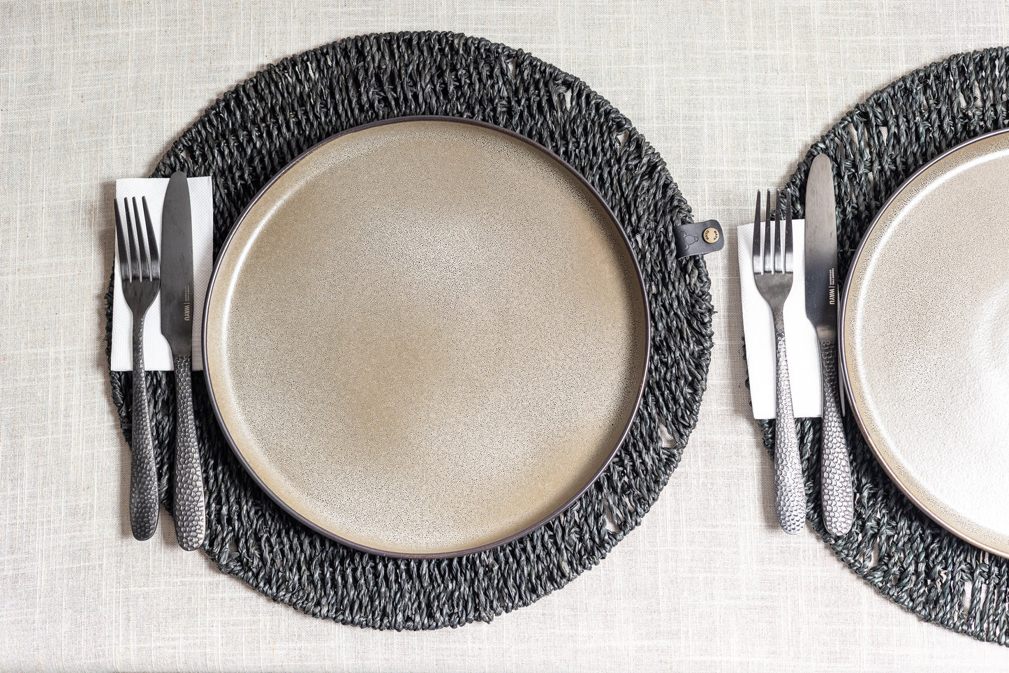 PLATO 27 CM CERAMICA GRES WAYU